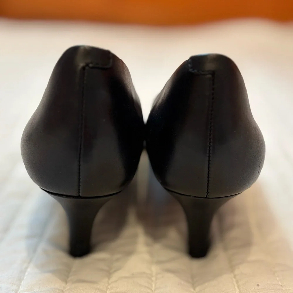 Rockport Women's Total Motion Kalila Gather Pump Size 10 - Picture 5 of 7